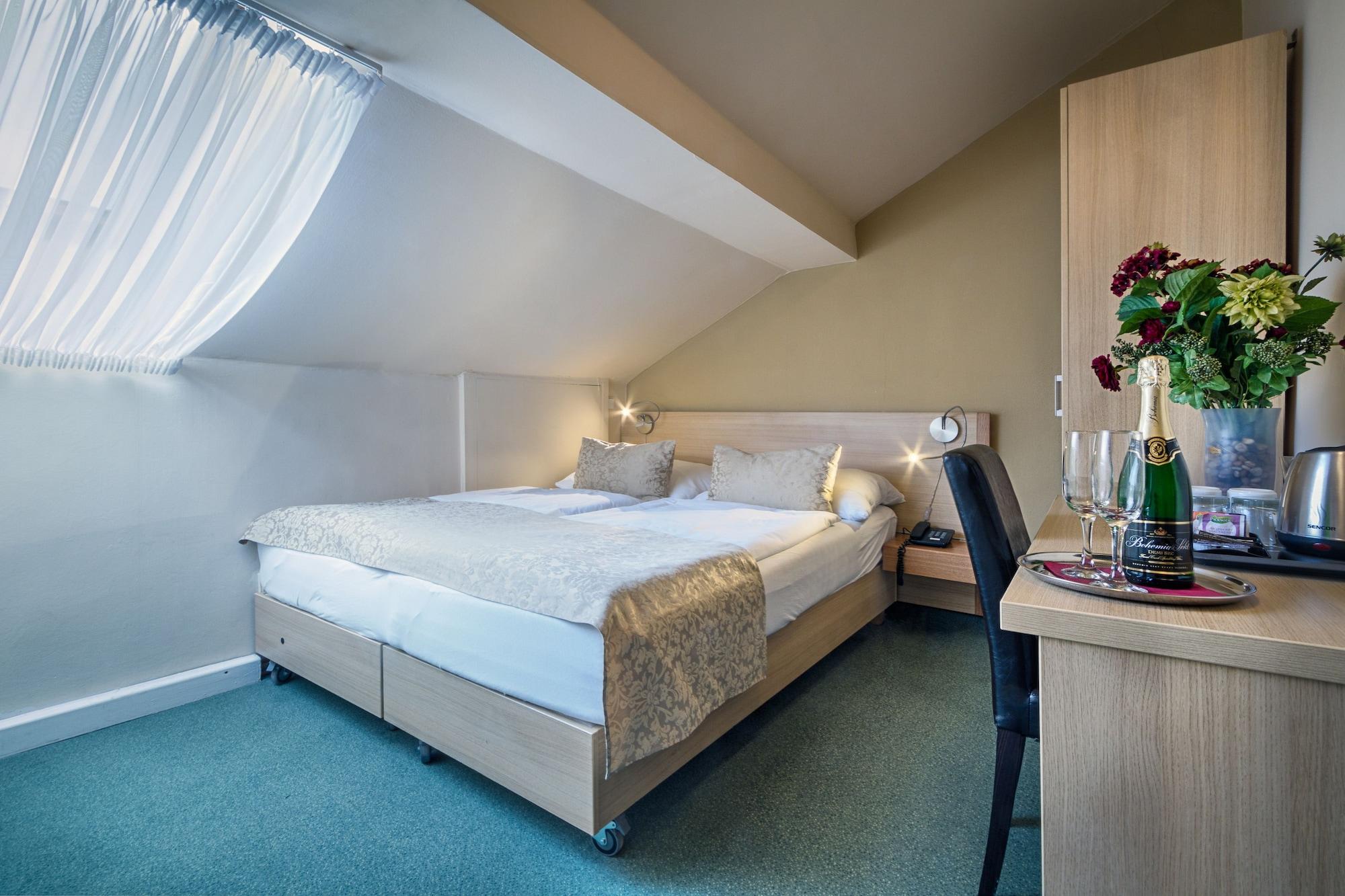 Hotel Taurus Prague Luaran gambar