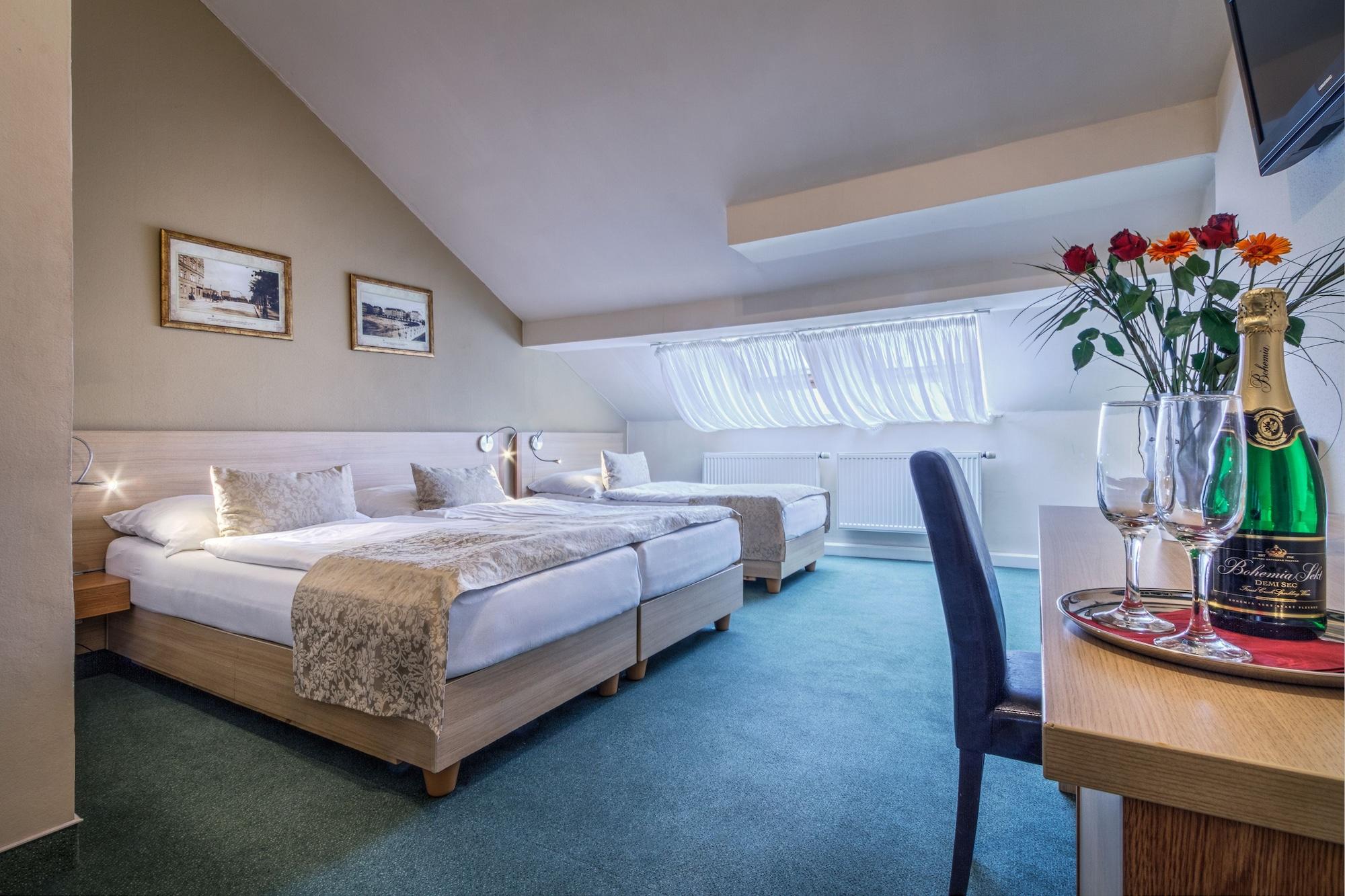 Hotel Taurus Prague Luaran gambar