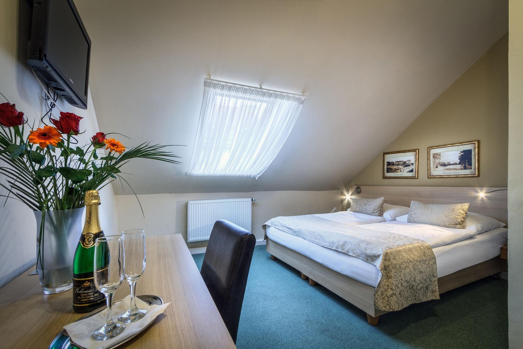 Hotel Taurus Prague Luaran gambar