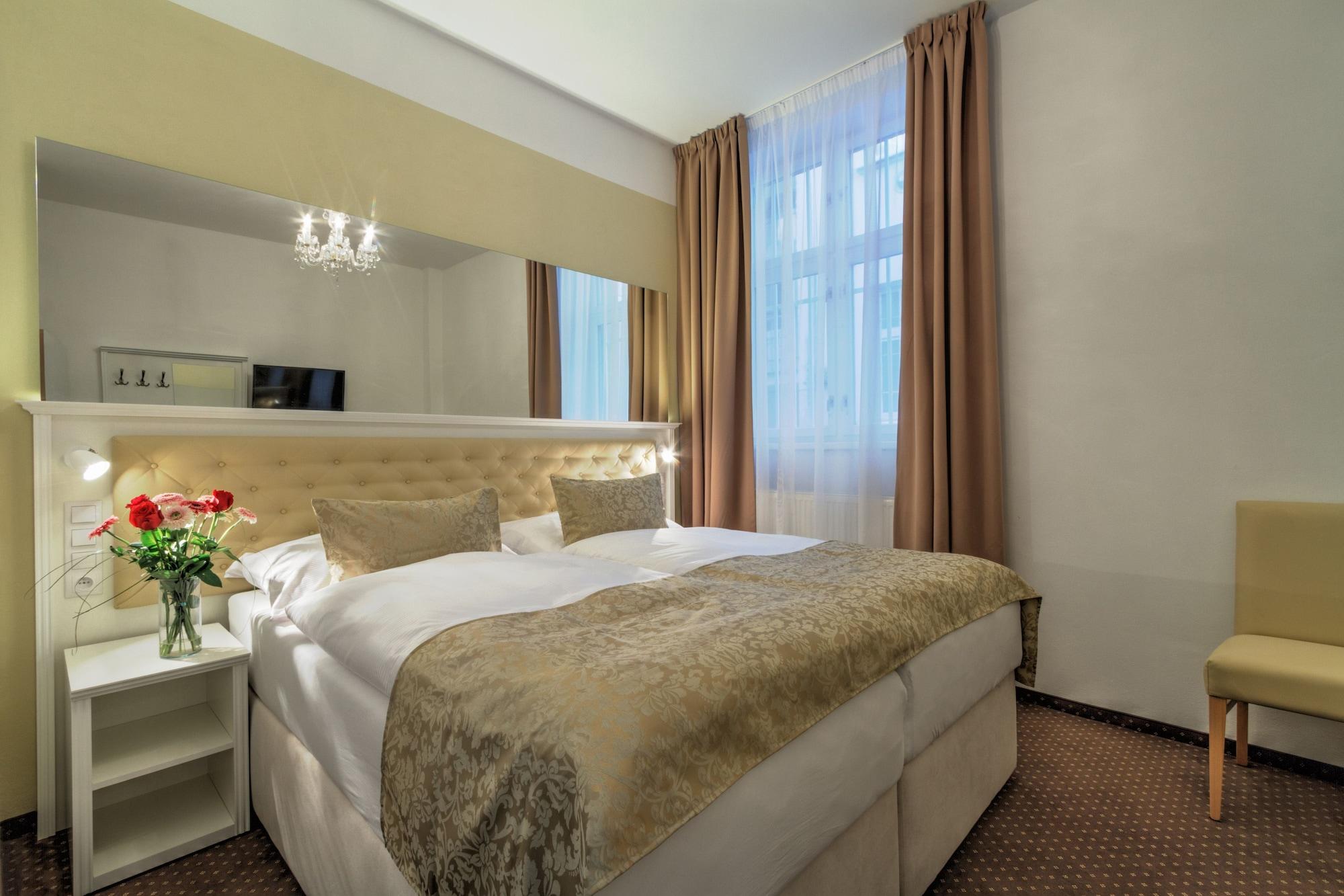 Hotel Taurus Prague Luaran gambar