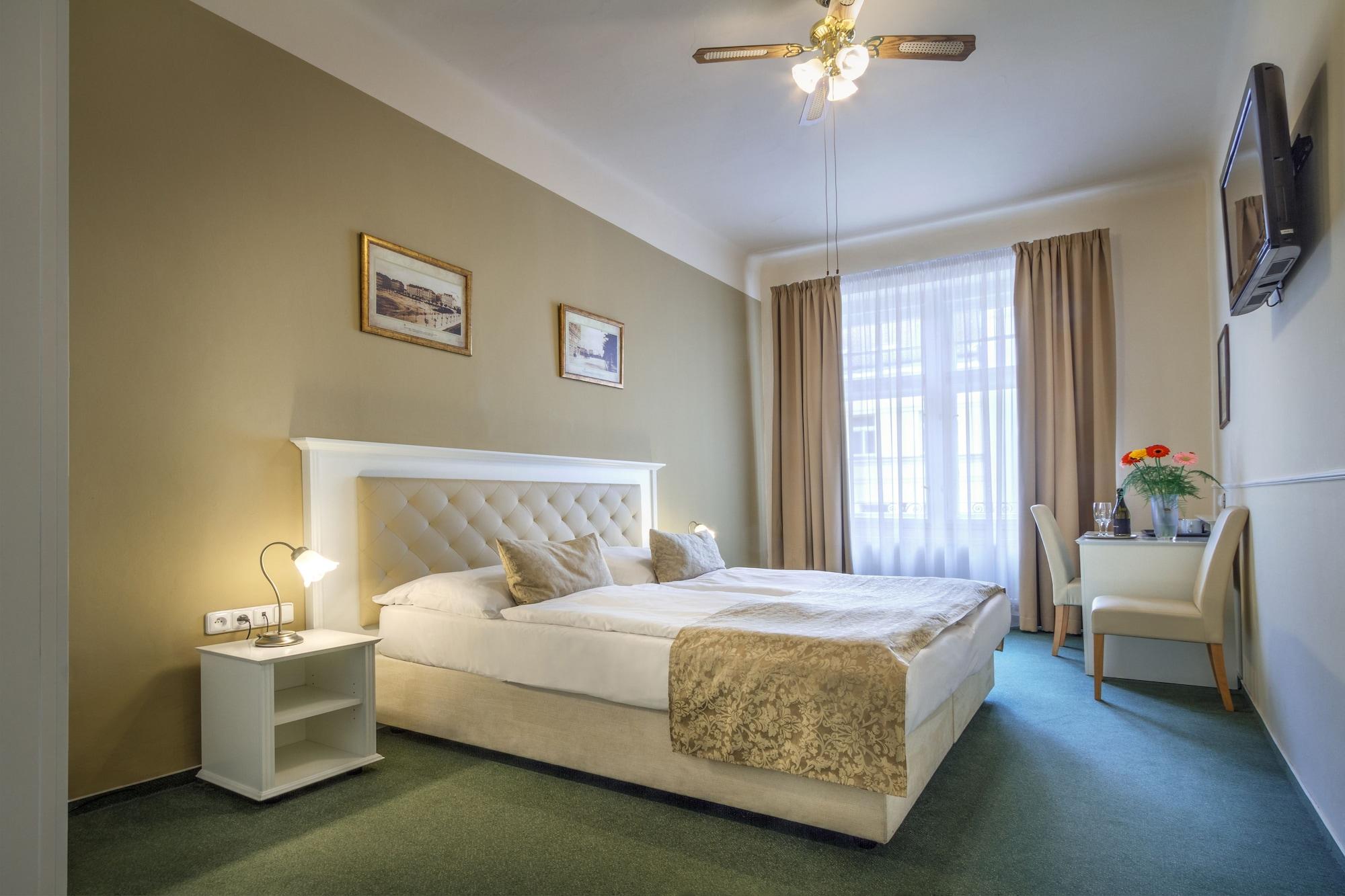 Hotel Taurus Prague Luaran gambar