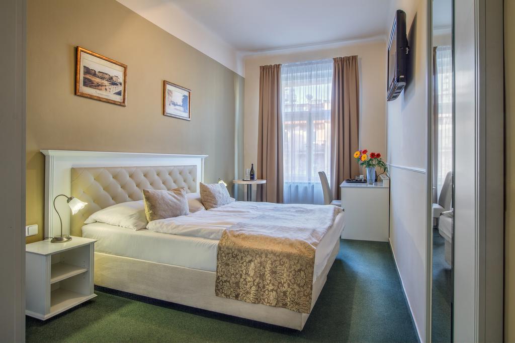 Hotel Taurus Prague Luaran gambar