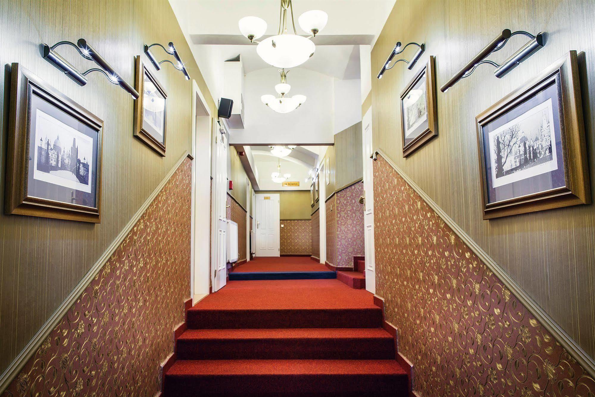 Hotel Taurus Prague Luaran gambar