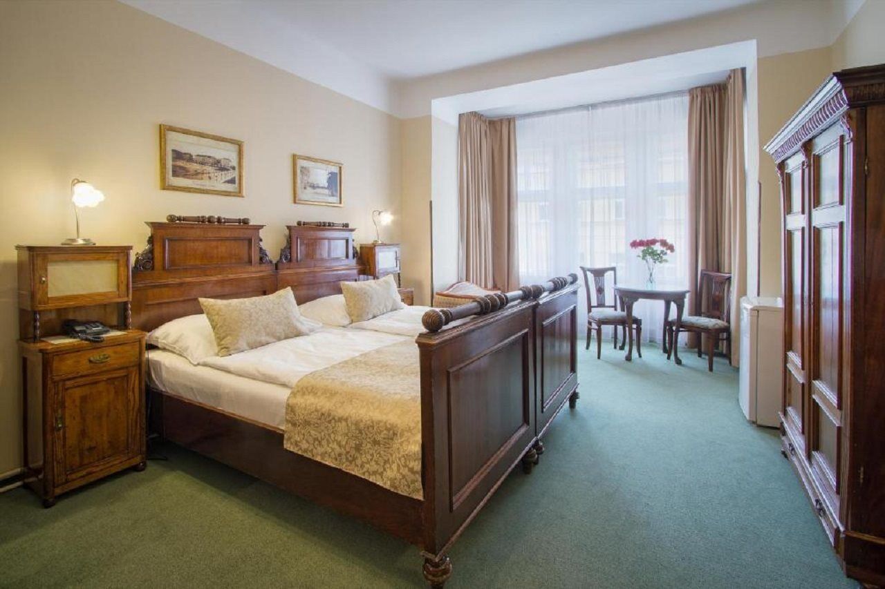 Hotel Taurus Prague Luaran gambar