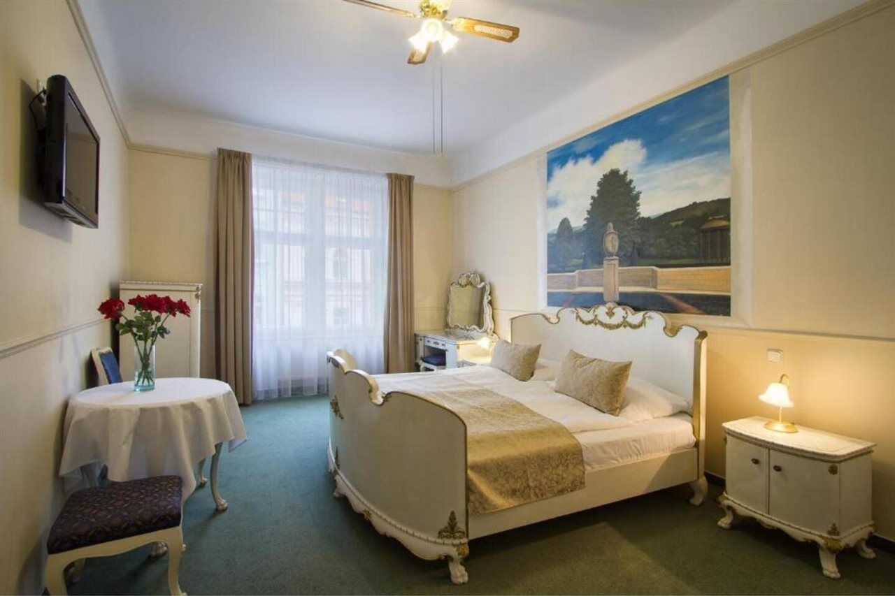 Hotel Taurus Prague Luaran gambar