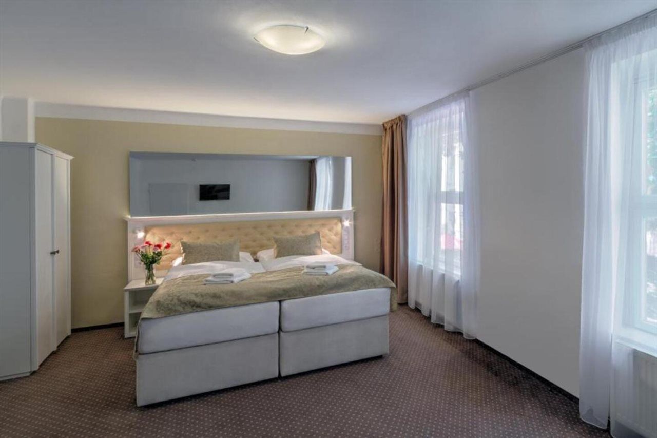Hotel Taurus Prague Luaran gambar
